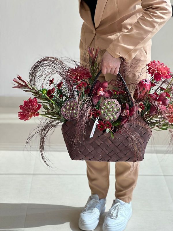 Maroon Basket