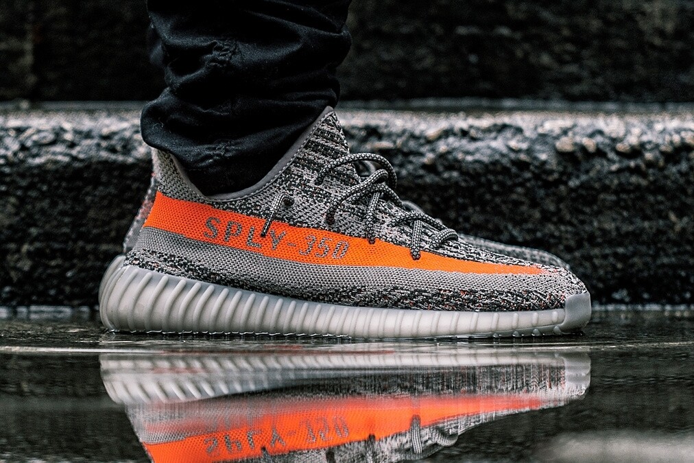 Adidas Yeezy Boost 350 V2 Beluga