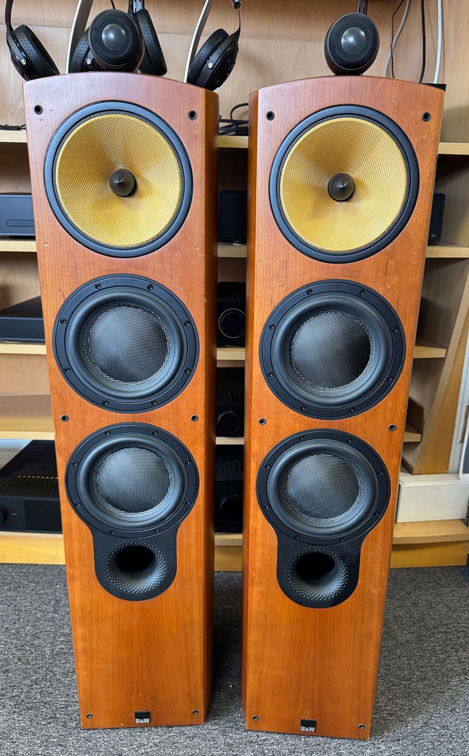 B&W 804 S Loudspeakers
