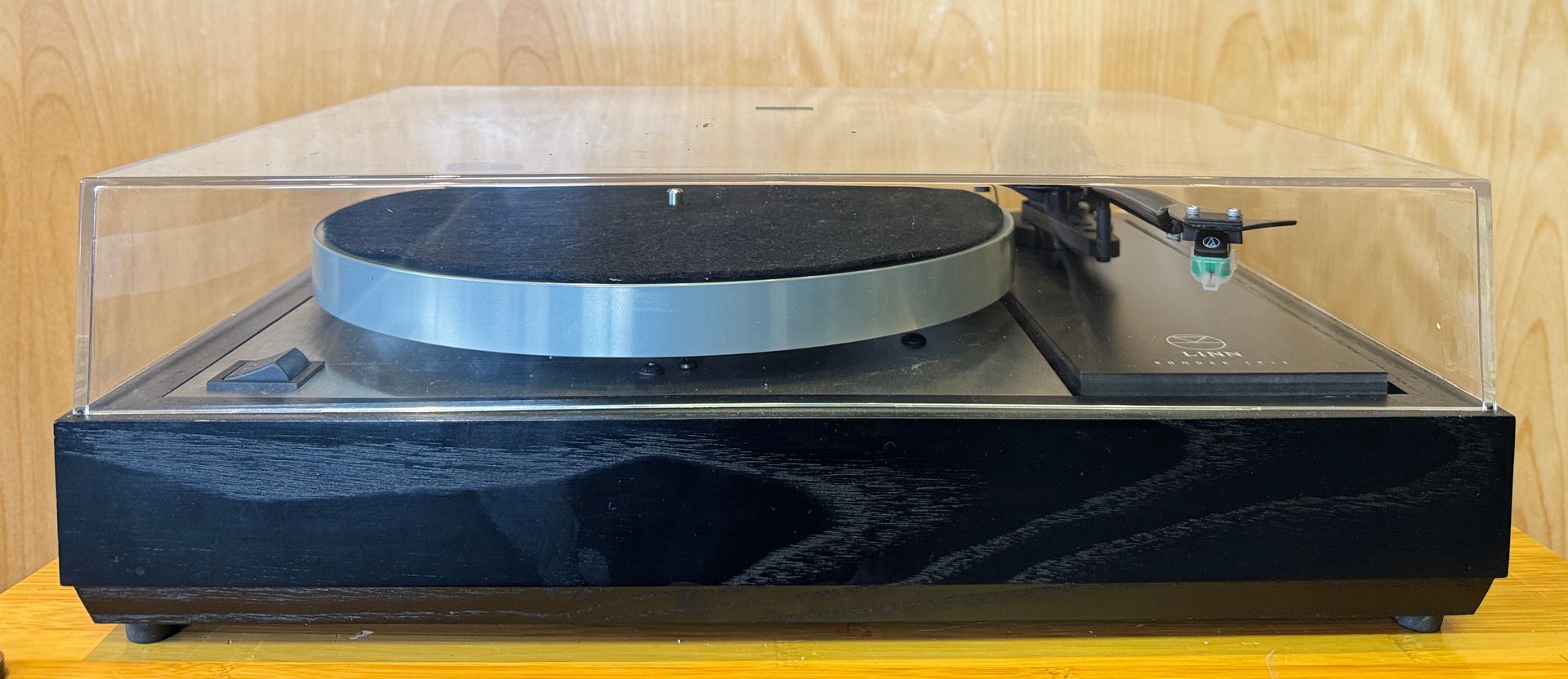 Linn Majik LP12 Turntable