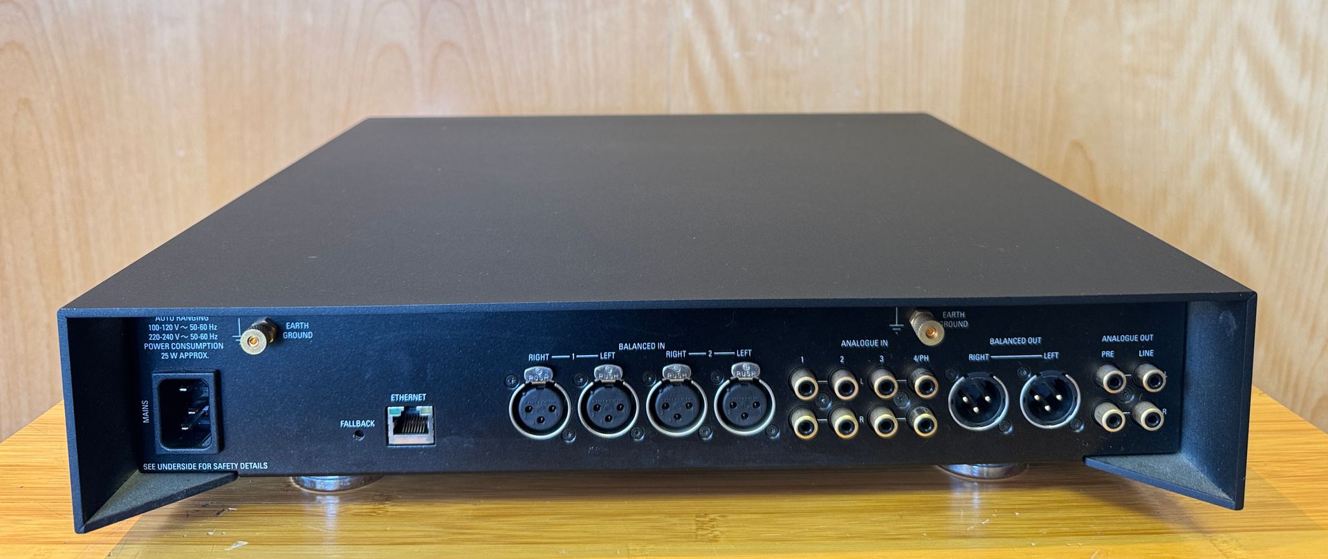 Linn Akurate Kontrol Preamplifier