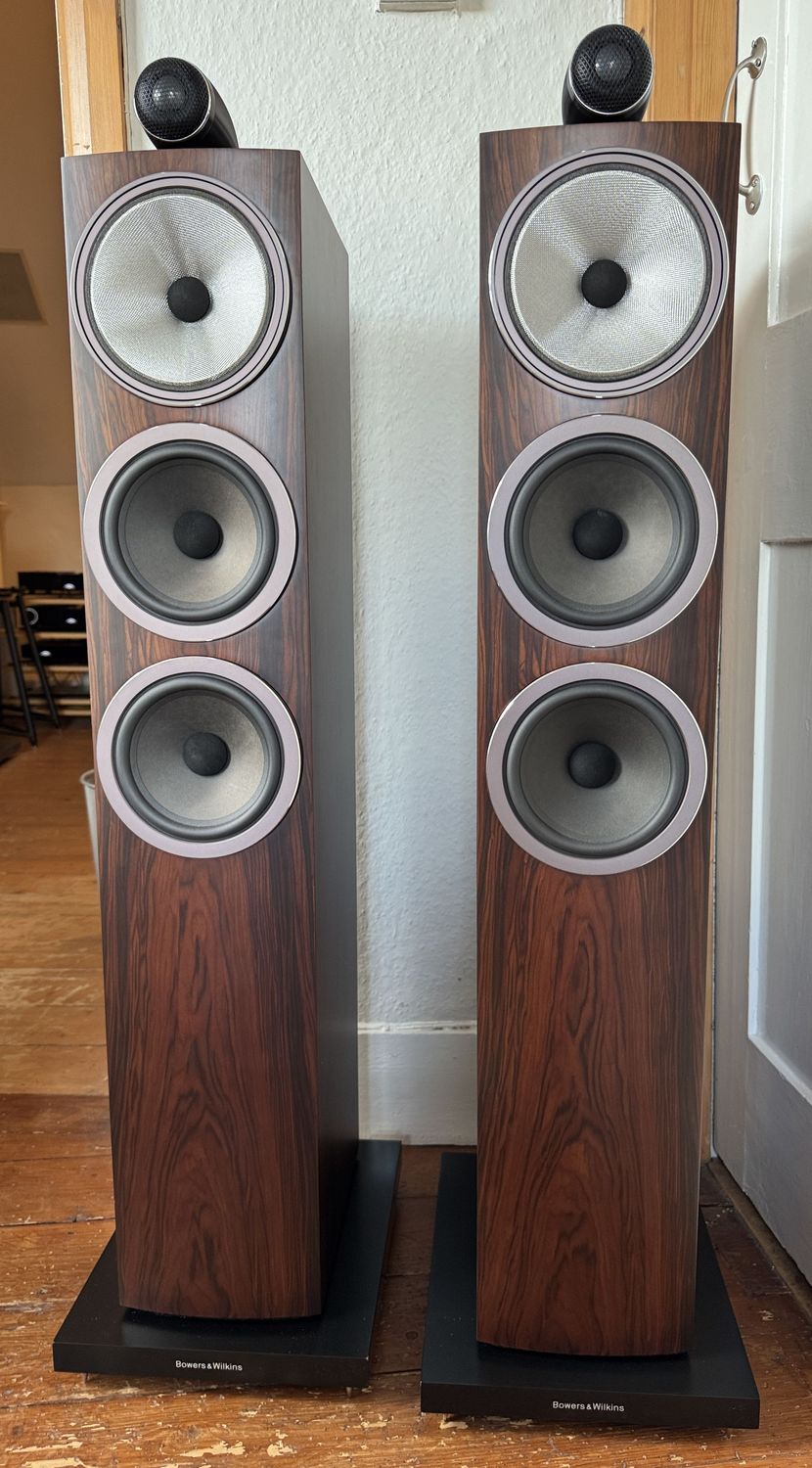 B&W 703 S3 Loudspeakers