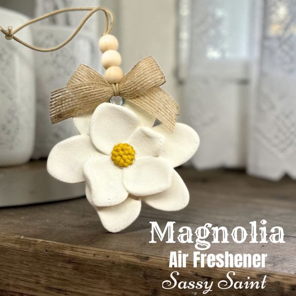 Magnolia Flower Freshie