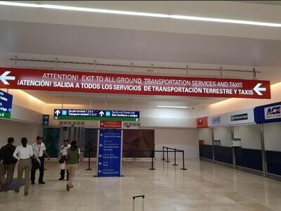 *To/ From CANCUN Airport* Private transfer for 3 passengers (Hotels in Cancun)