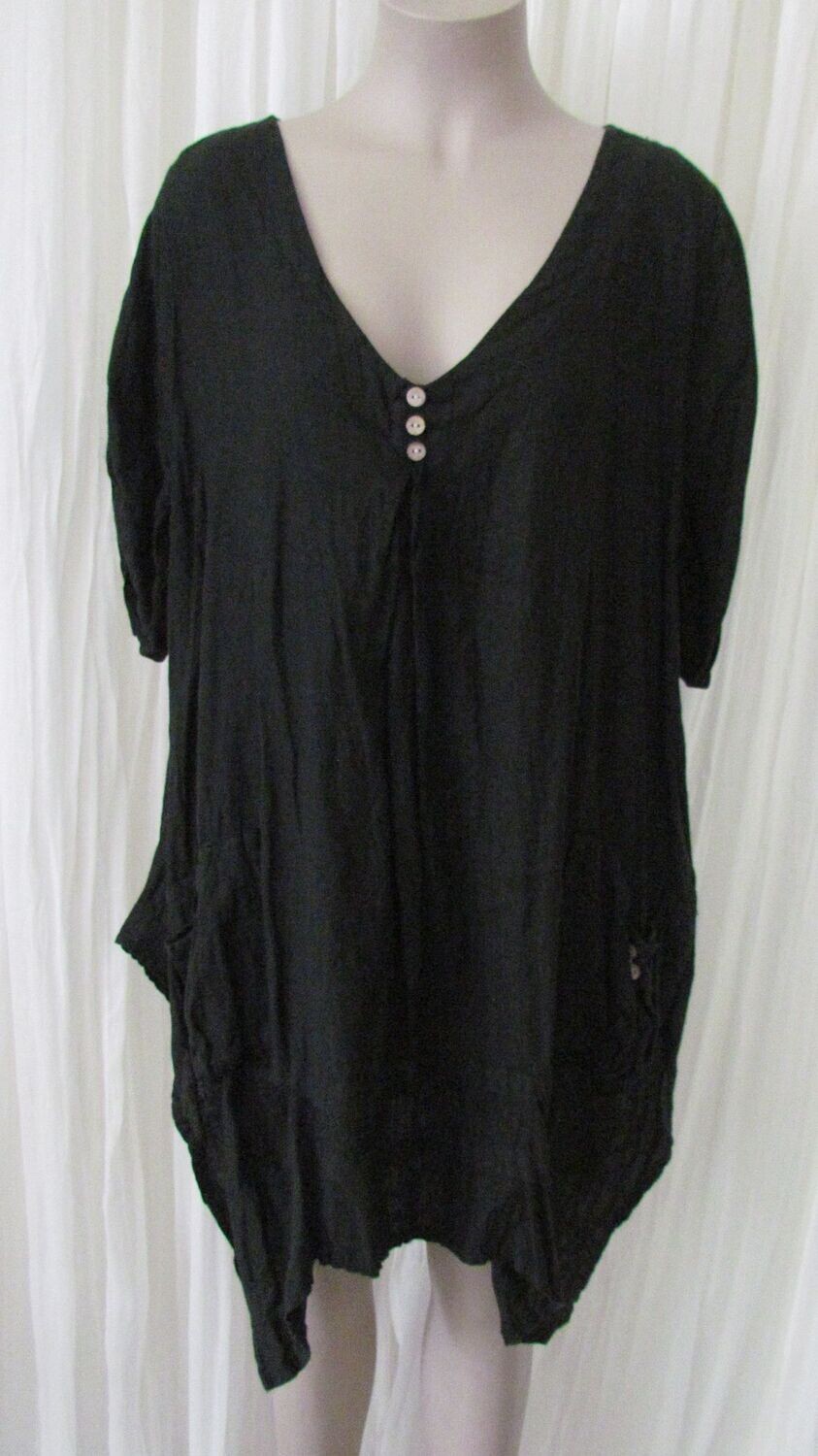 Black Linen Button top