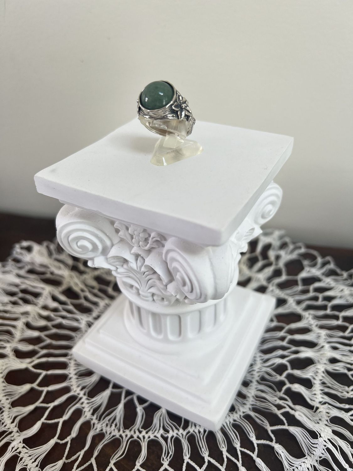 Solitaire Smooth Green Adventure Ring