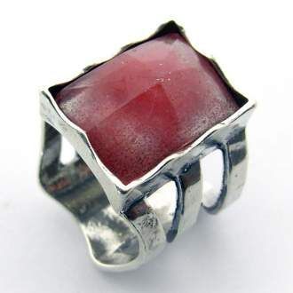 Cherry Quartz Ring Cherry Quartz Ring