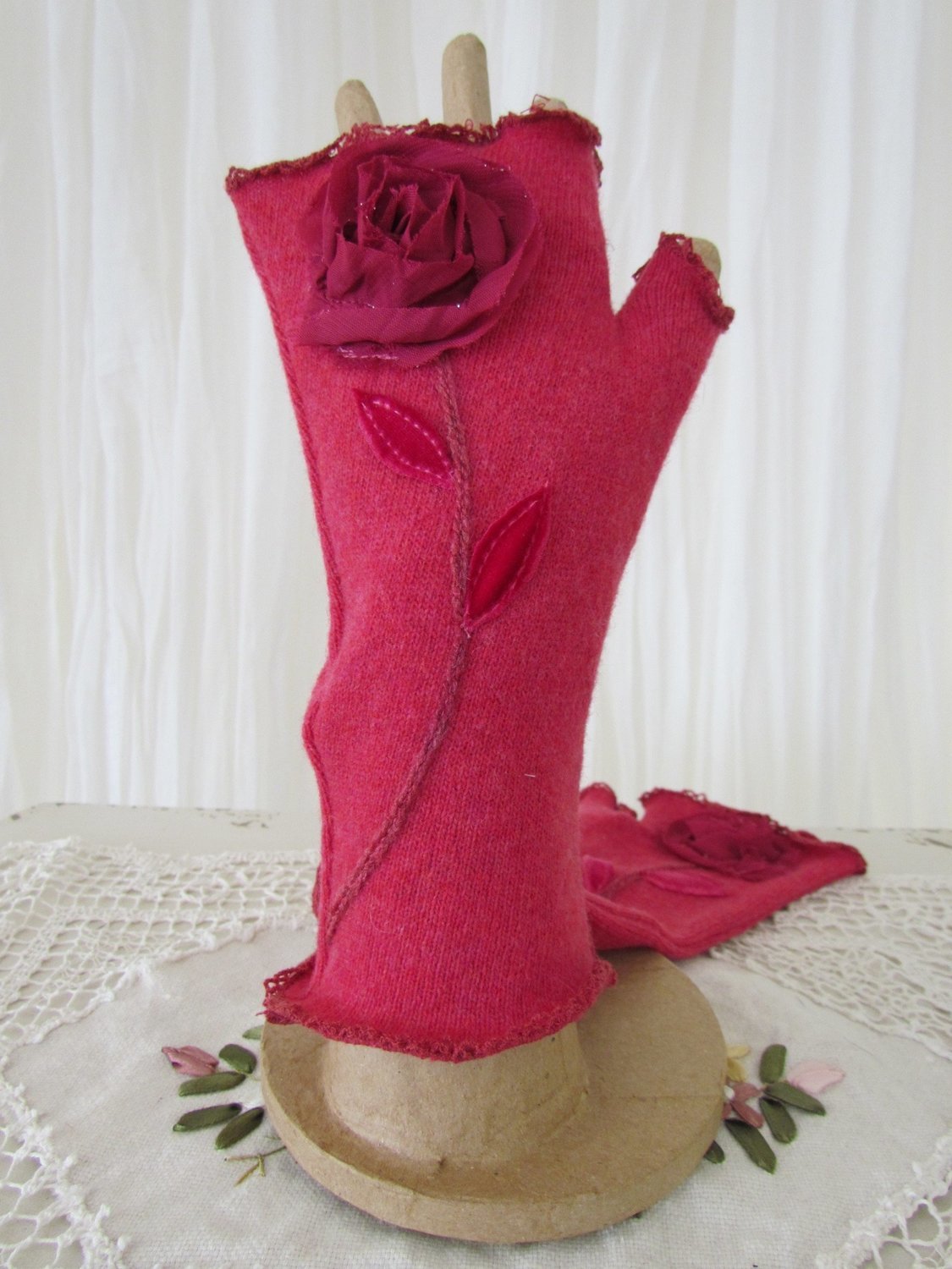 Pink wool gloves