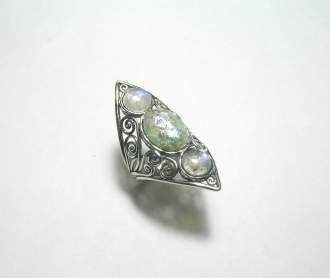 Roman Glass Triple Ring