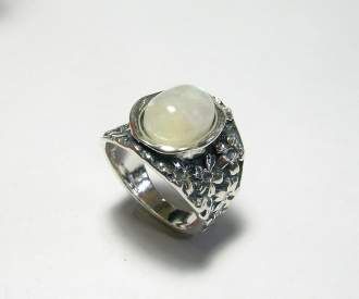 Moon Stone Ring Moon Stone Ring