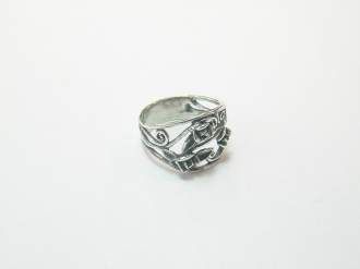 Triple Rose Ring Triple Rose Ring