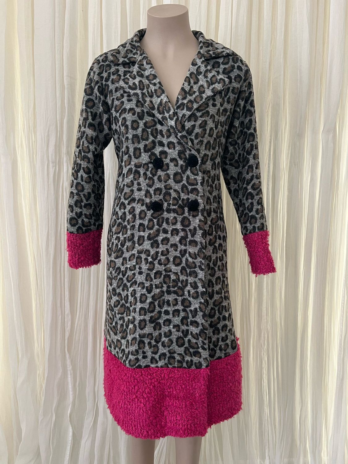 Leopard print double breasted coaT