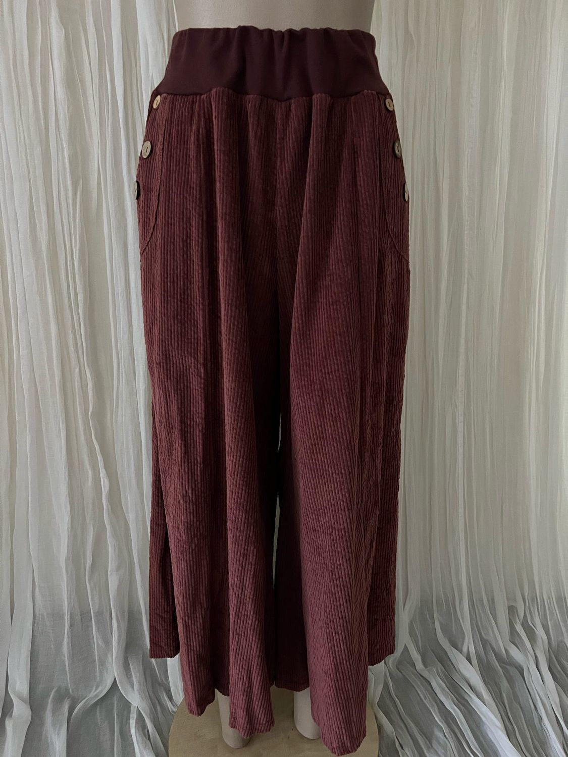 Rhubarb Corduroy Wide Leg Culottes Rhubarb Corduroy Wide Leg Culottes