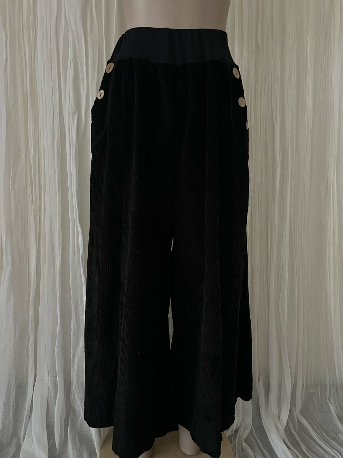Black Corduroy Wide Leg Culottes Black Corduroy Wide Leg Culottes