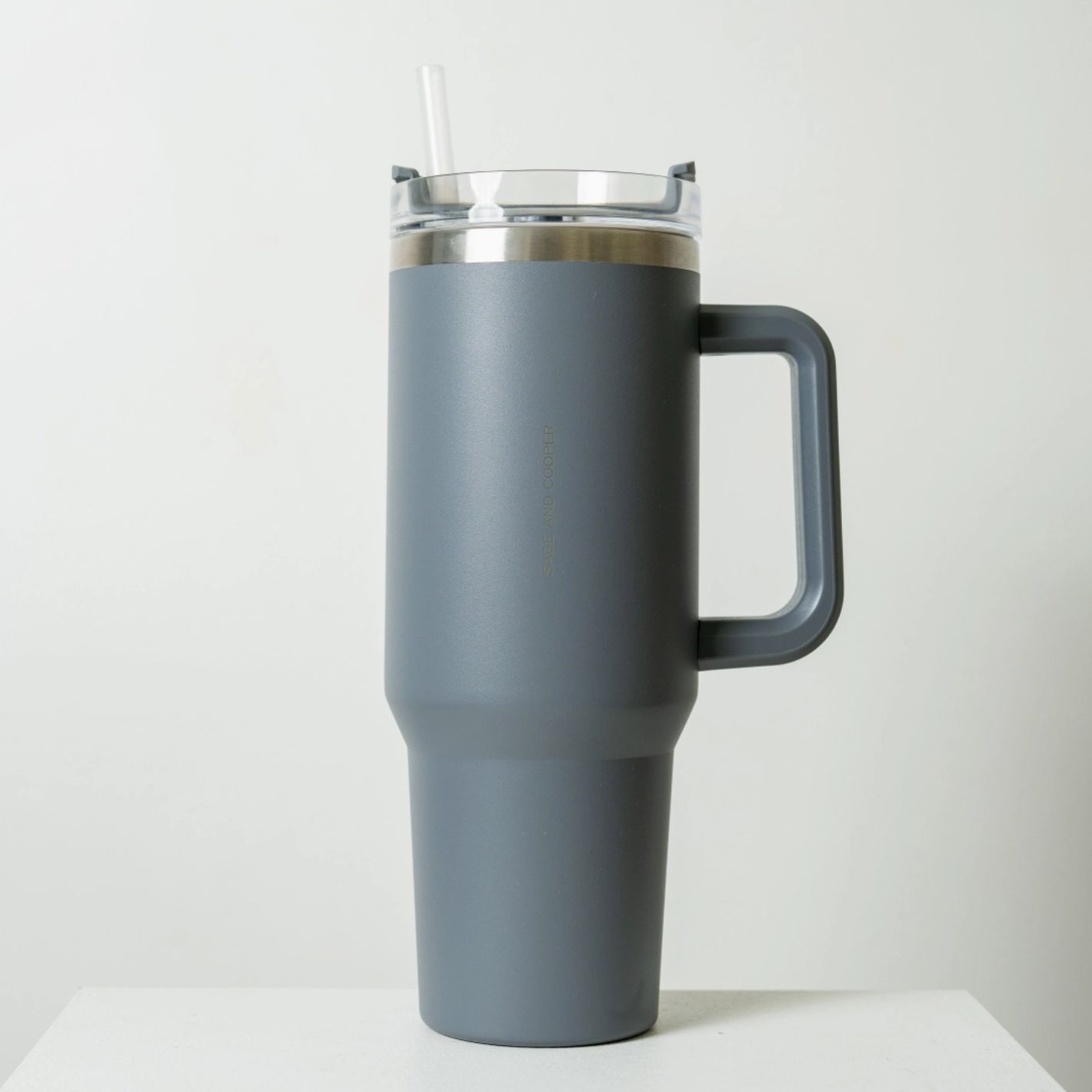 Hippo Bottle, Colour: Grey