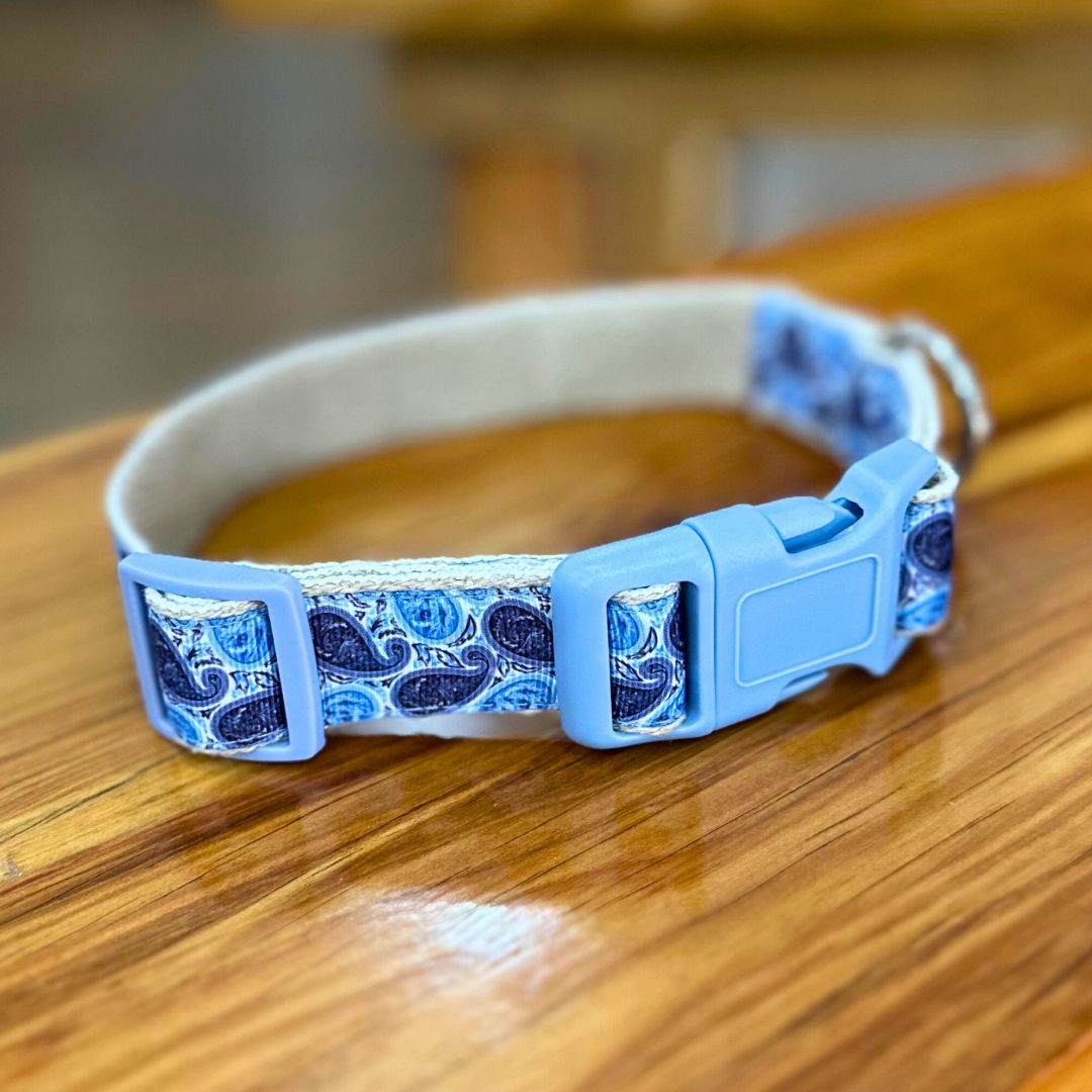 Greenpaws - MEDIUM Collar, Style: Blue Paisley