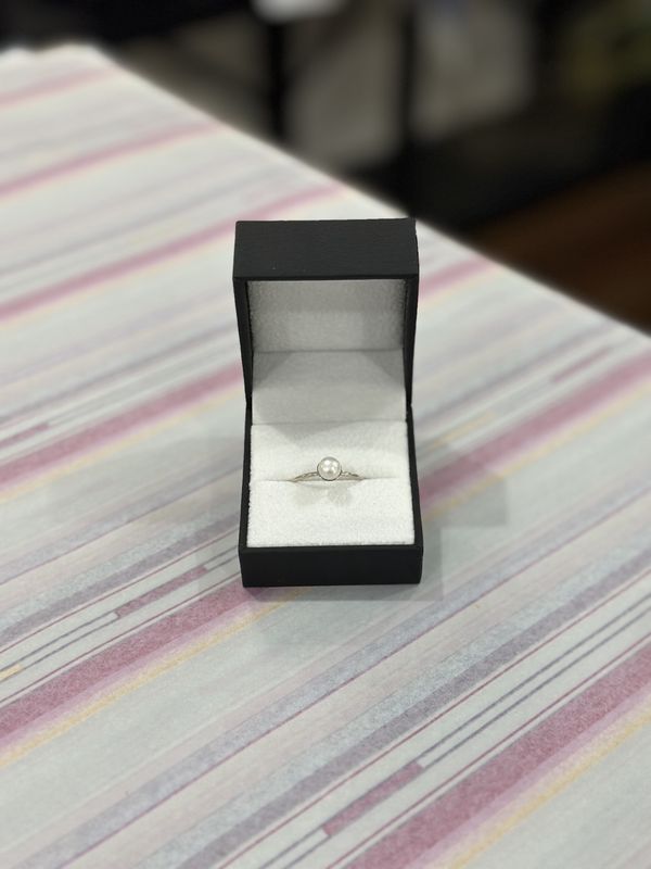 Petite Pearl Ring
