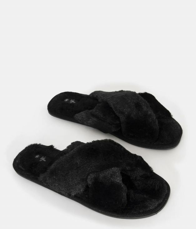 Aida Black Slipper
