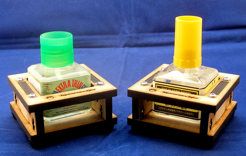 Square Liquid Cement Bottle Stand