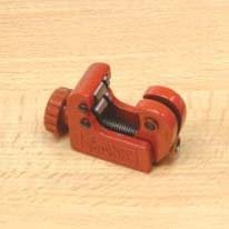 Mini Tube Cutter Capacity 1/8&quot; - 7/8&quot;