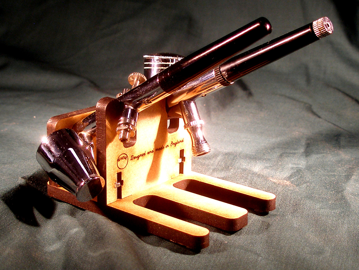 Twin Airbrush Stand