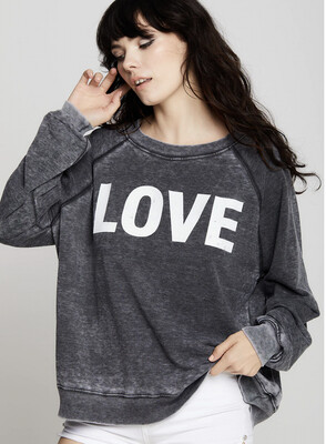 LOVE SWEATSHIRT