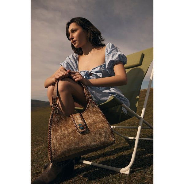 CARRINGTON CLUB HANDBAG