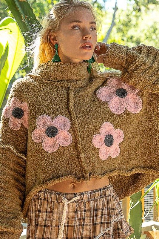 PATCH OF FLOWERS SWEATER - DRIED MOSS