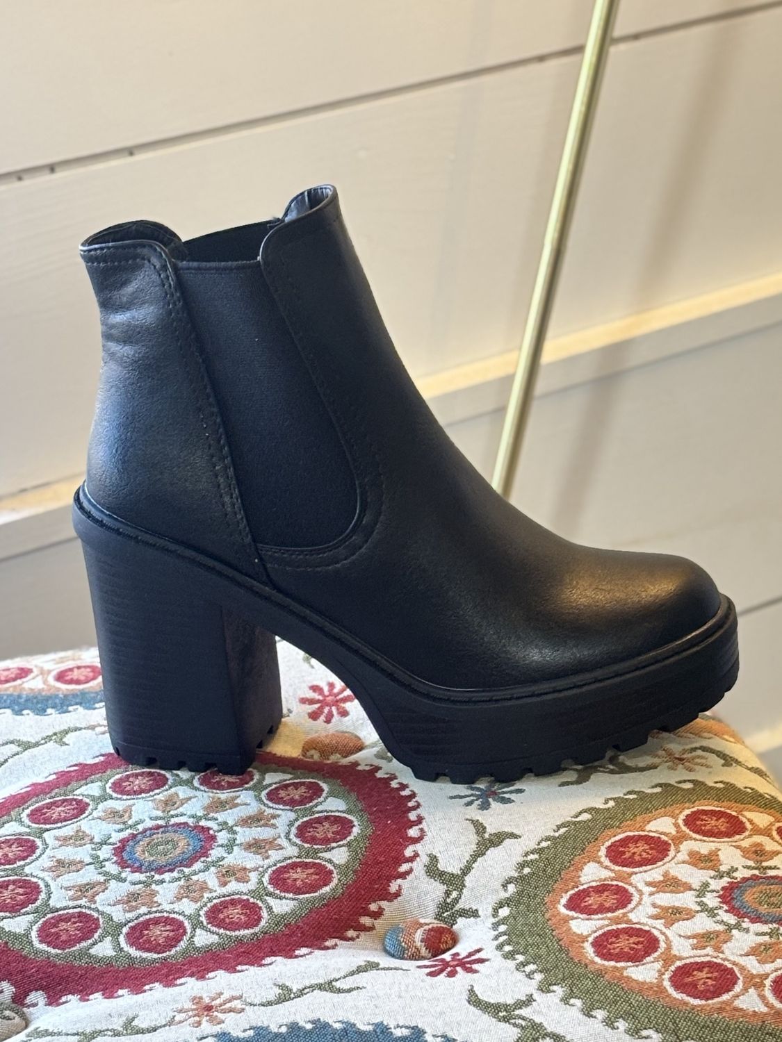 STAGE PLATFORM BOOTIE - BLACK
