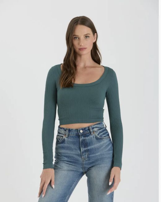 CAROLINE LONG SLEEVE CROP TOP - FOREST GREEN