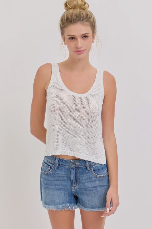 MID RISE SHORTS - MEDIUM WASH