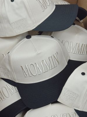 MOMMIN TRUCKER HAT - BLACK