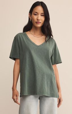 LIVELY RELAXED V-NECK TEE - HUNTER GREEN