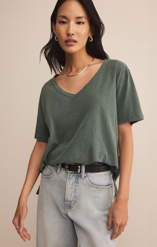 LIVELY RELAXED V-NECK TEE - HUNTER GREEN