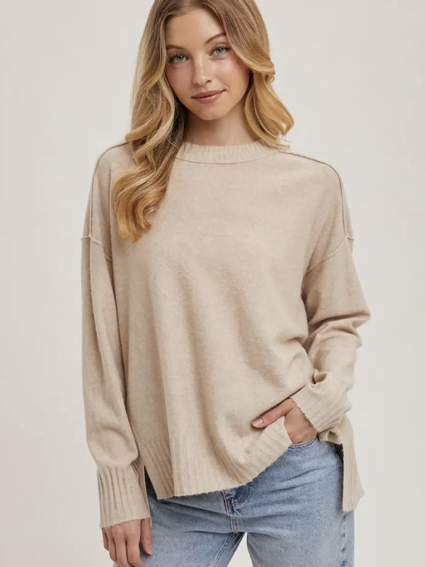 CRISSY CREW NECK SWEATER - BEIGE
