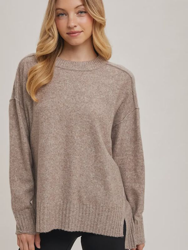 CRISSY CREWNECK SWEATER - LATTE