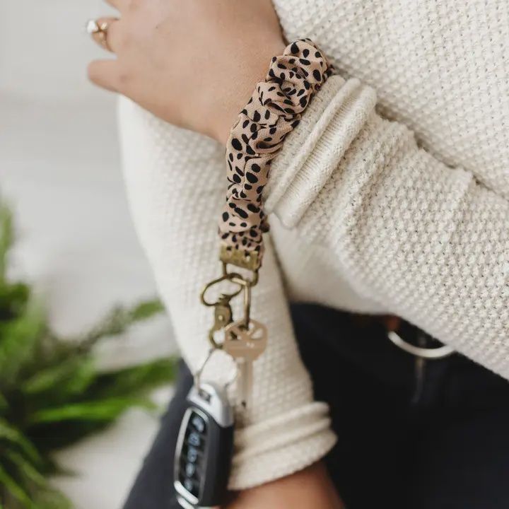 Andi Jungle Cat Keychain Wristlet