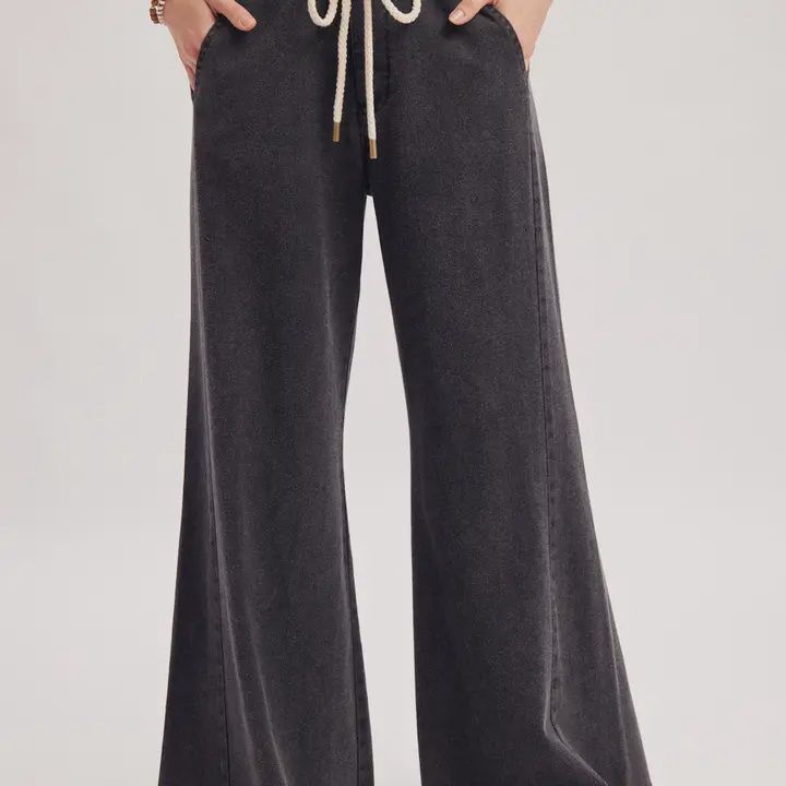 Relaxed Mid-Rise Flare Knit Pants Black