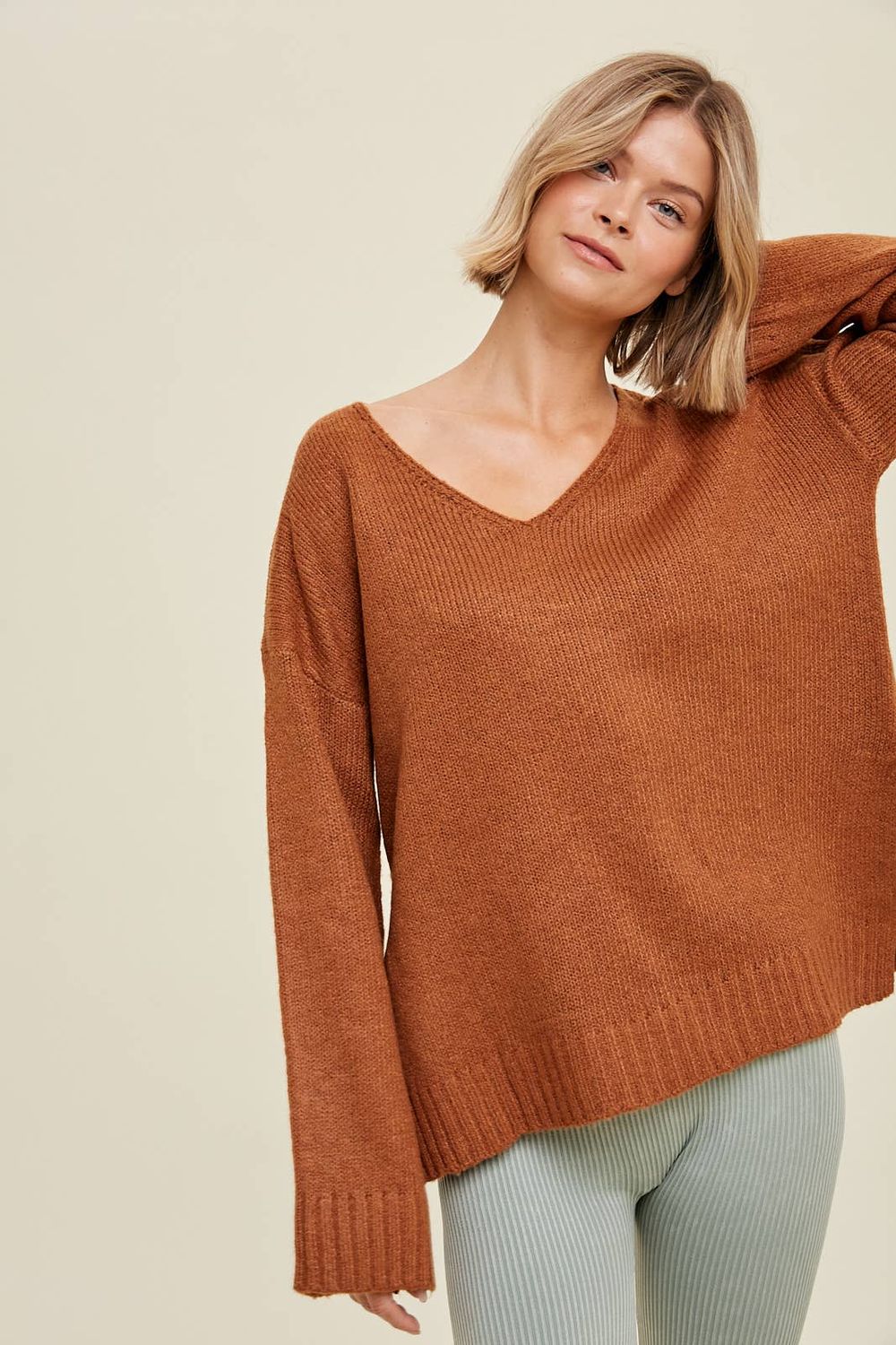 MARLED V-NECK SWEATER WITH SIDE SLITS / WL23-7596, Color: GUCCI, Size: M
