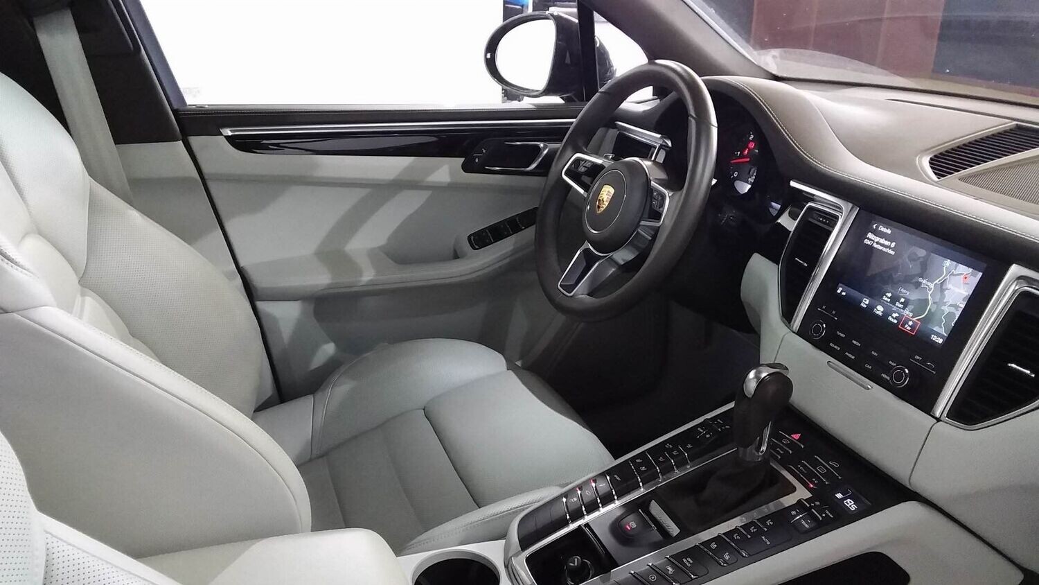 PORSCHE MACAN S 3.0TDi PDK 12/2017 (LHD)