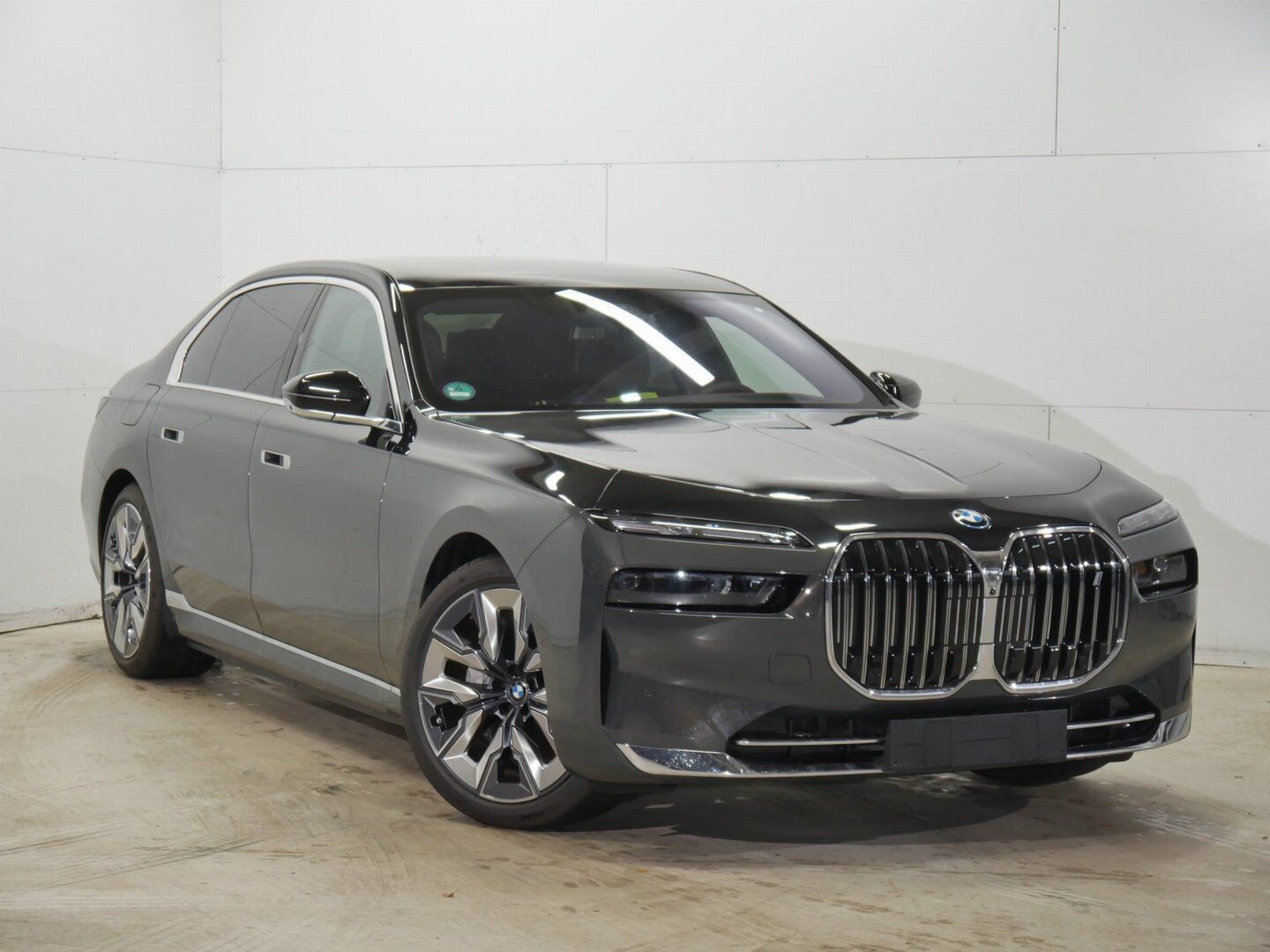BMW i7 60 xDrive eDrive (LHD) DRAVIT GREY METALLIC 12/2022