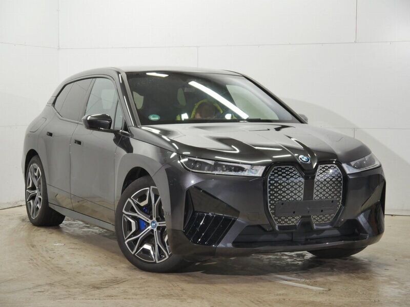 BMW iX xDrive 40 SOPHISTO GREY BRILLIANT EFFECT METALLIC (LHD) 08/2023