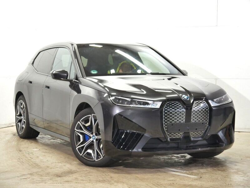 BMW iX xDrive 40 SOPHISTO GREY BRILLIANT EFFECT METALLIC (LHD) 08/2023