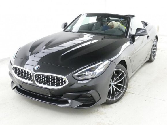 BMW Z4 sDrive 3.0i SAPPHIRE BLACK METALLIC (LHD) 01/2021