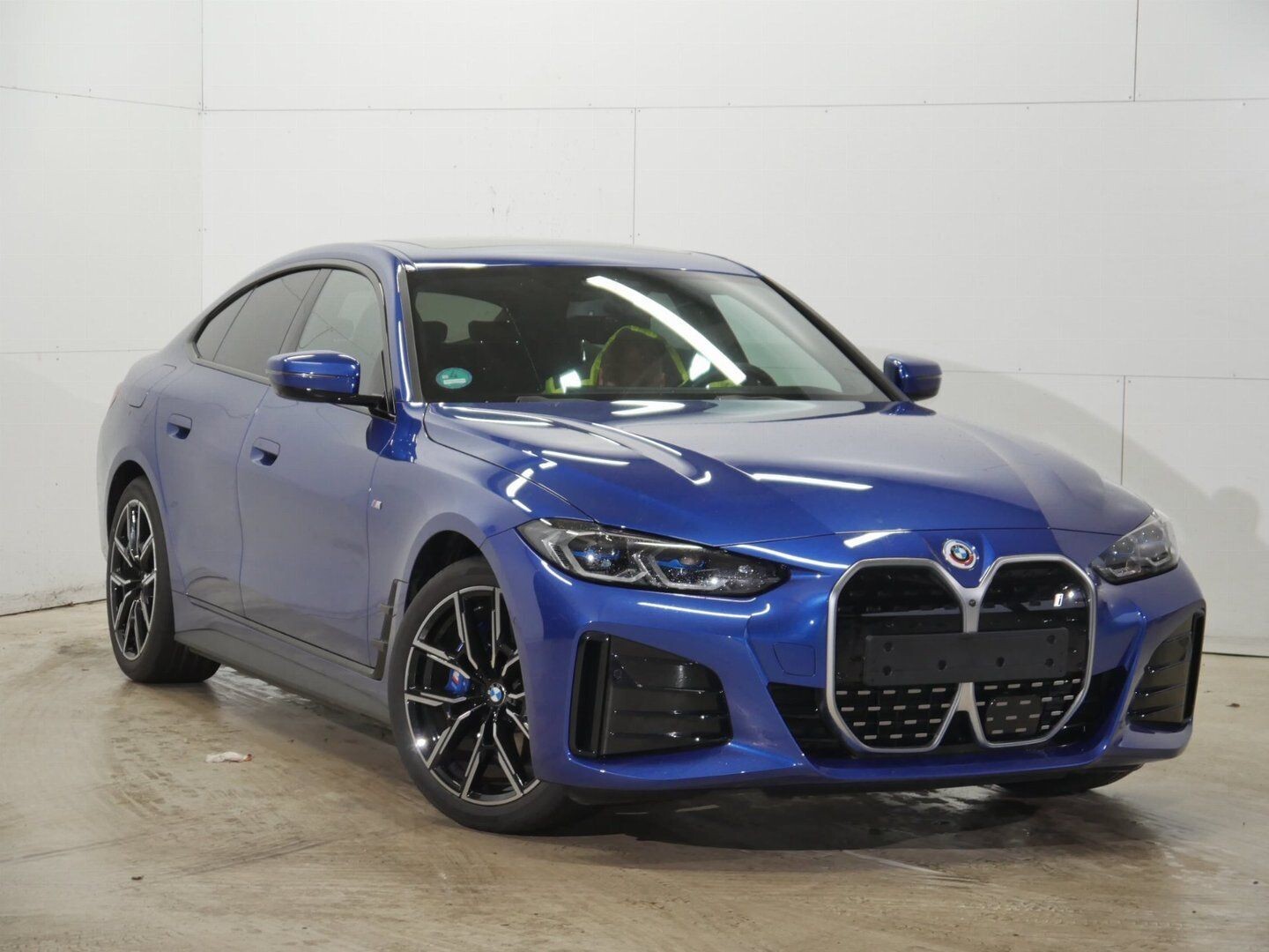 BMW i4 35 eDrive M Sport (LHD) BLUE METALLIC 06/2023