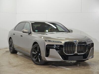 BMW i7 60 xDrive eDrive (LHD) OXID GREY METALLIC 09/2022
