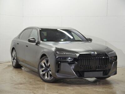 BMW i7 60 eDrive xDrive (LHD) FROZEN DEEP GREY METALLIC 12/2022