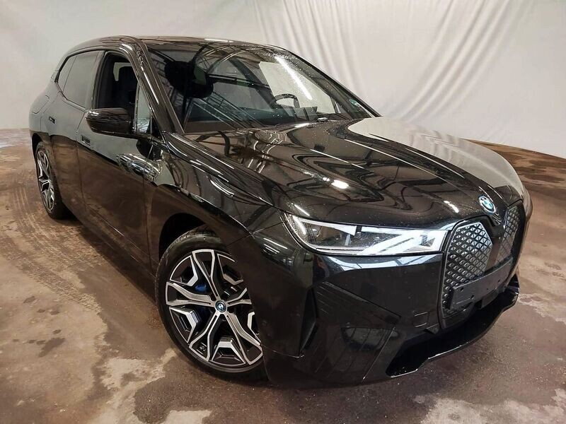 BMW iX M 60 BLACK SAPPHIRE METALLIC (LHD) 07/2023