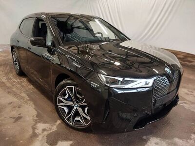 BMW iX M 60 BLACK SAPPHIRE METALLIC (LHD) 07/2023