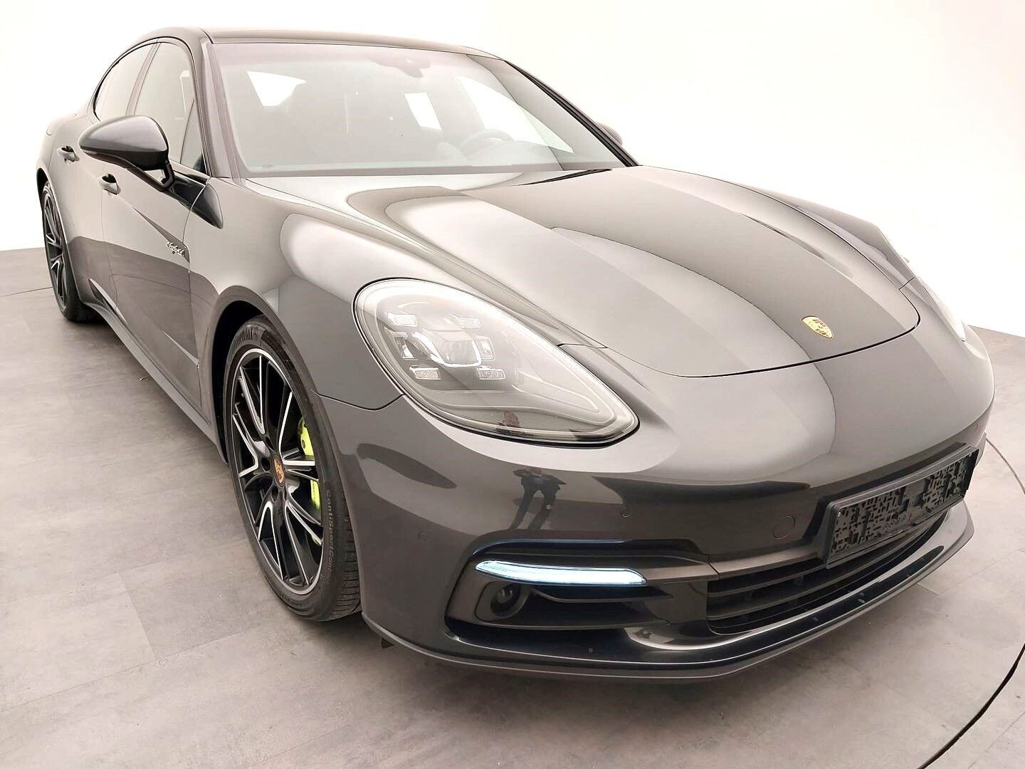 PORSCHE PANAMERA 4 E-HYBRID PDK GREY METALLIC (LHD) 10/2019